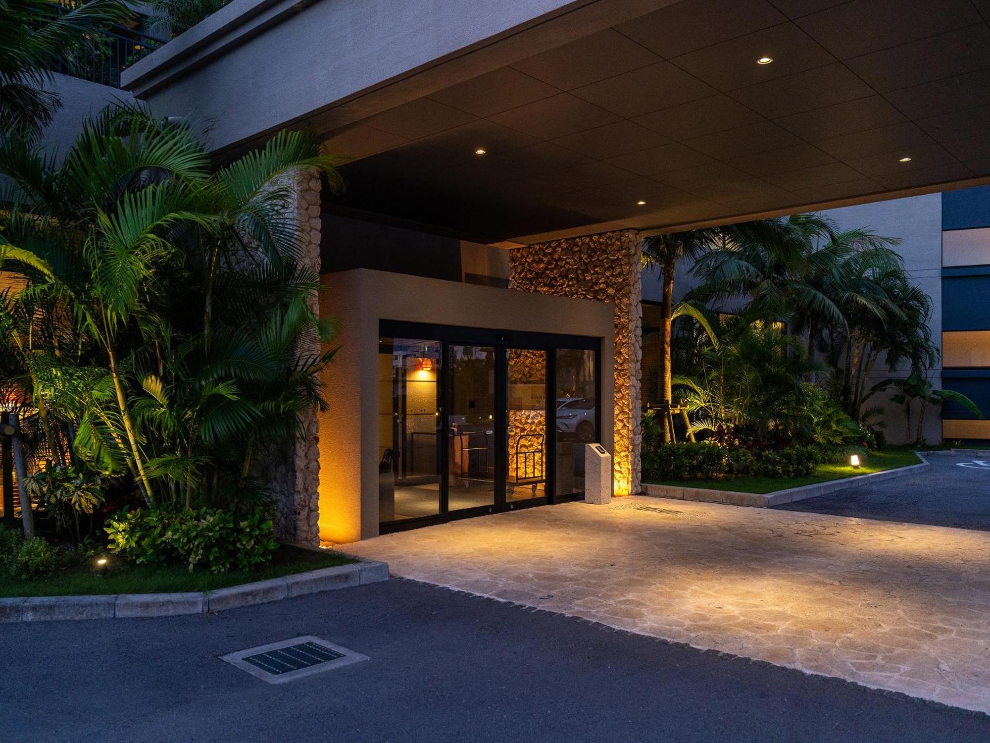 Glamday Style Okinawa Yomitan Hotel & Resort Exterior foto