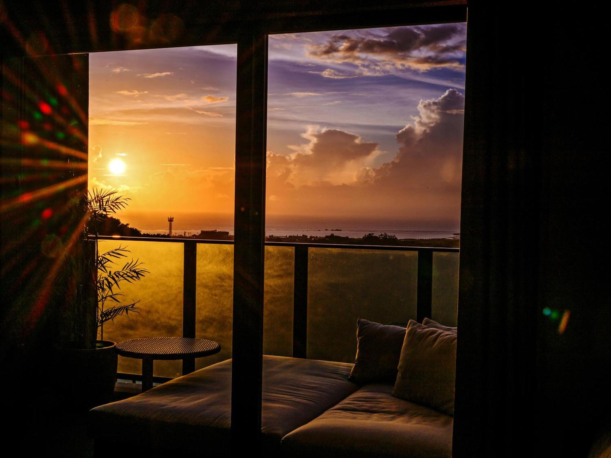 Glamday Style Okinawa Yomitan Hotel & Resort Exterior foto